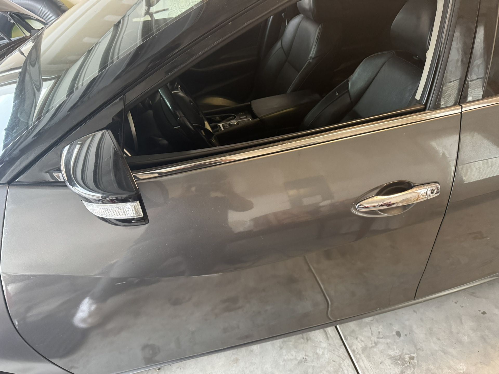 Nissan Maxima 2017 SL Driver Side Door Like New