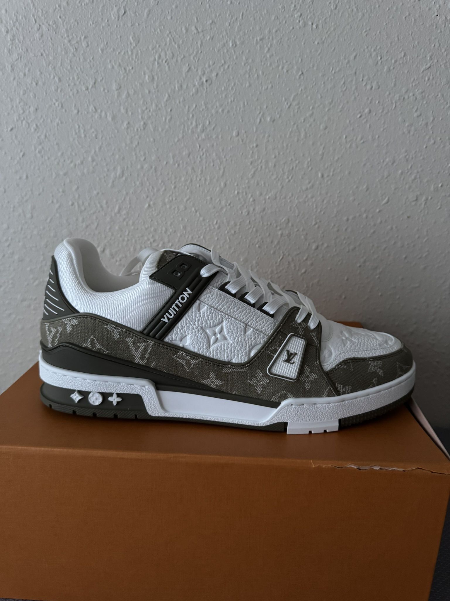 Louis Vuitton Trainer Sneaker