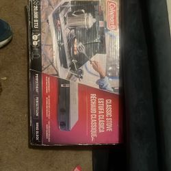Coleman 20,000 BTU PROPANE STOVE