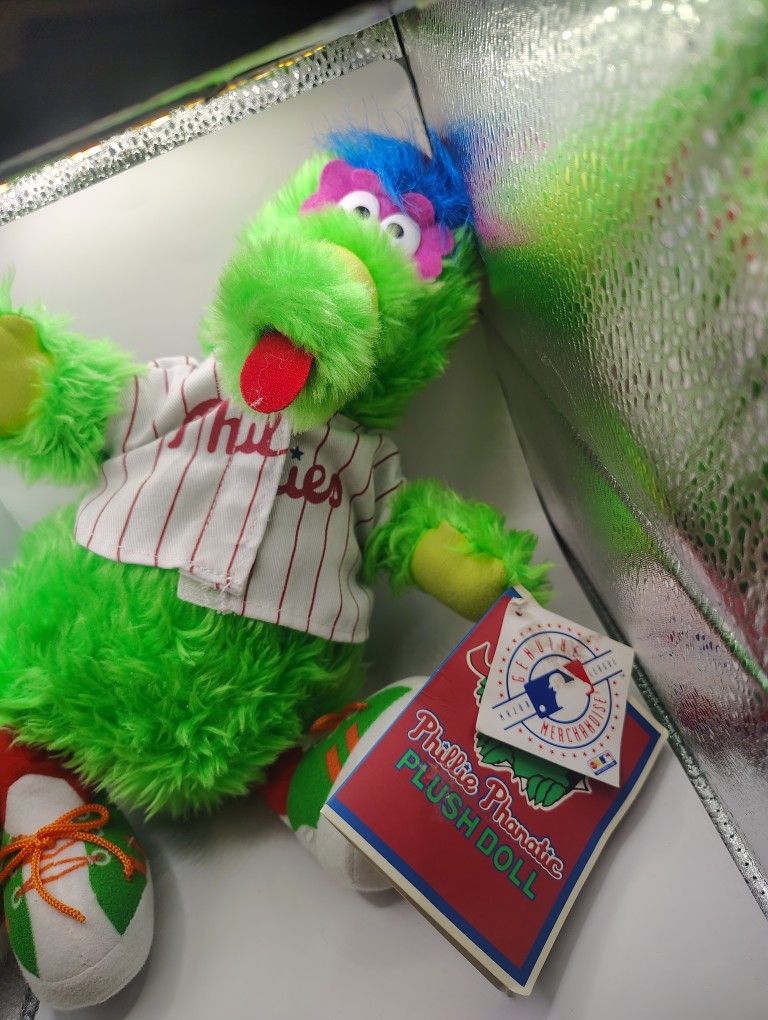 PHILLIE PHANATIC 18″ Idea Factory Plush w/Tags – 2008 MLB Mascot READ