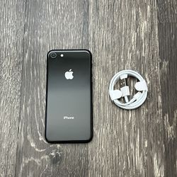 iPhone 8 UNLOCKED FOR ALL CARRIERS!