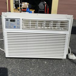 GE Air Conditioner 8000 BTU