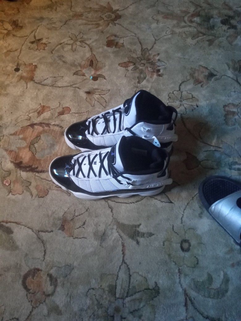 Jordans 11