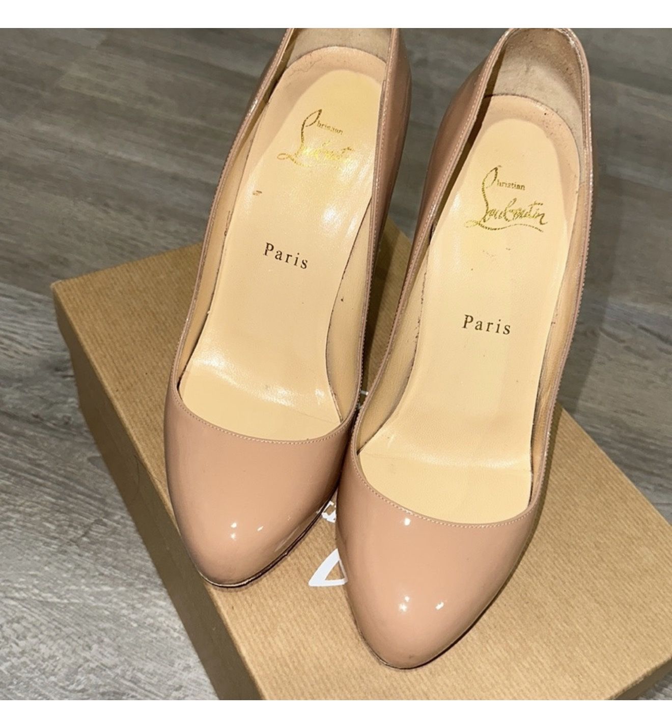 CHRISTIAN LOUBOUTIN SHOEA