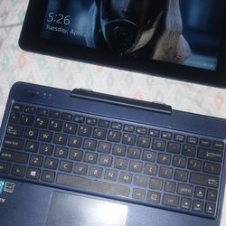 Tablet,dock ASUS Tek computer inc T100CHIN signature Edición  memory (RAM)  4.00GB   disco duro  115GB