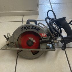 FOR SALE  SKILL SAW