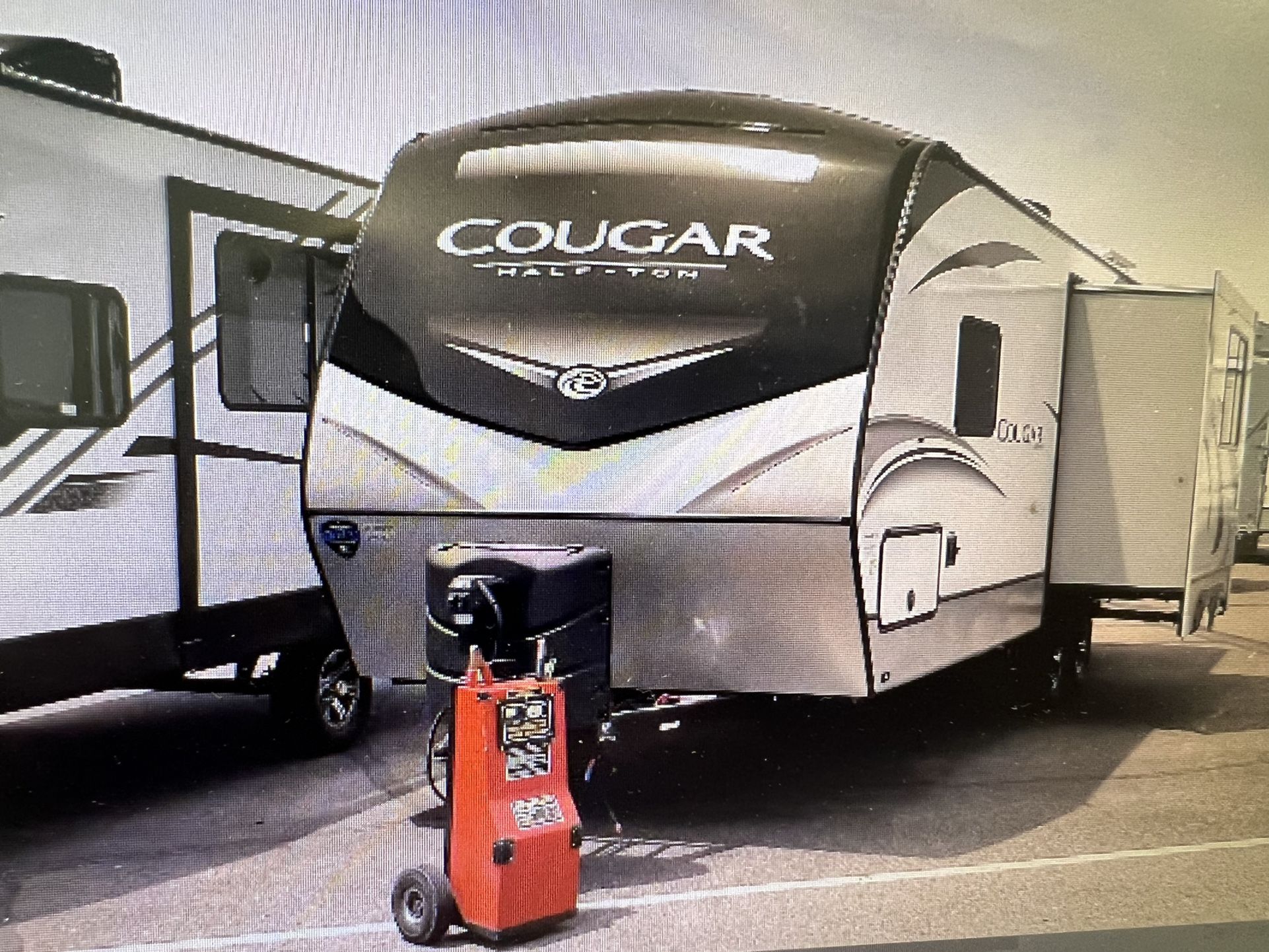 2022 COUGAR 24SABWE