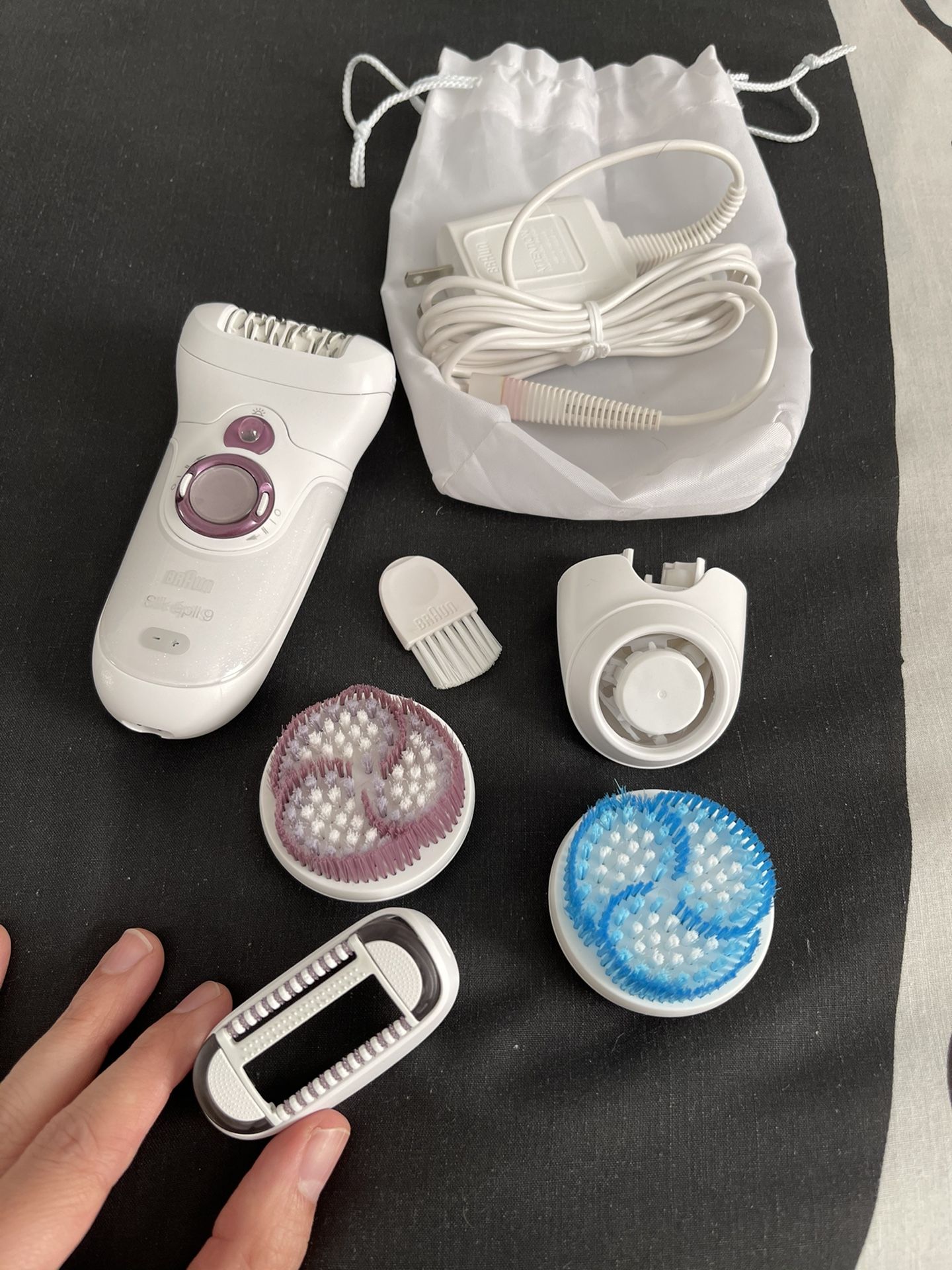 Braun Silk-épil SkinSpa 9 9-941 - Wet & Dry Cordless Electric Hair Removal Epilator and Exfoliation System for Women