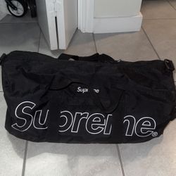 Supreme FW18 Duffle Bag