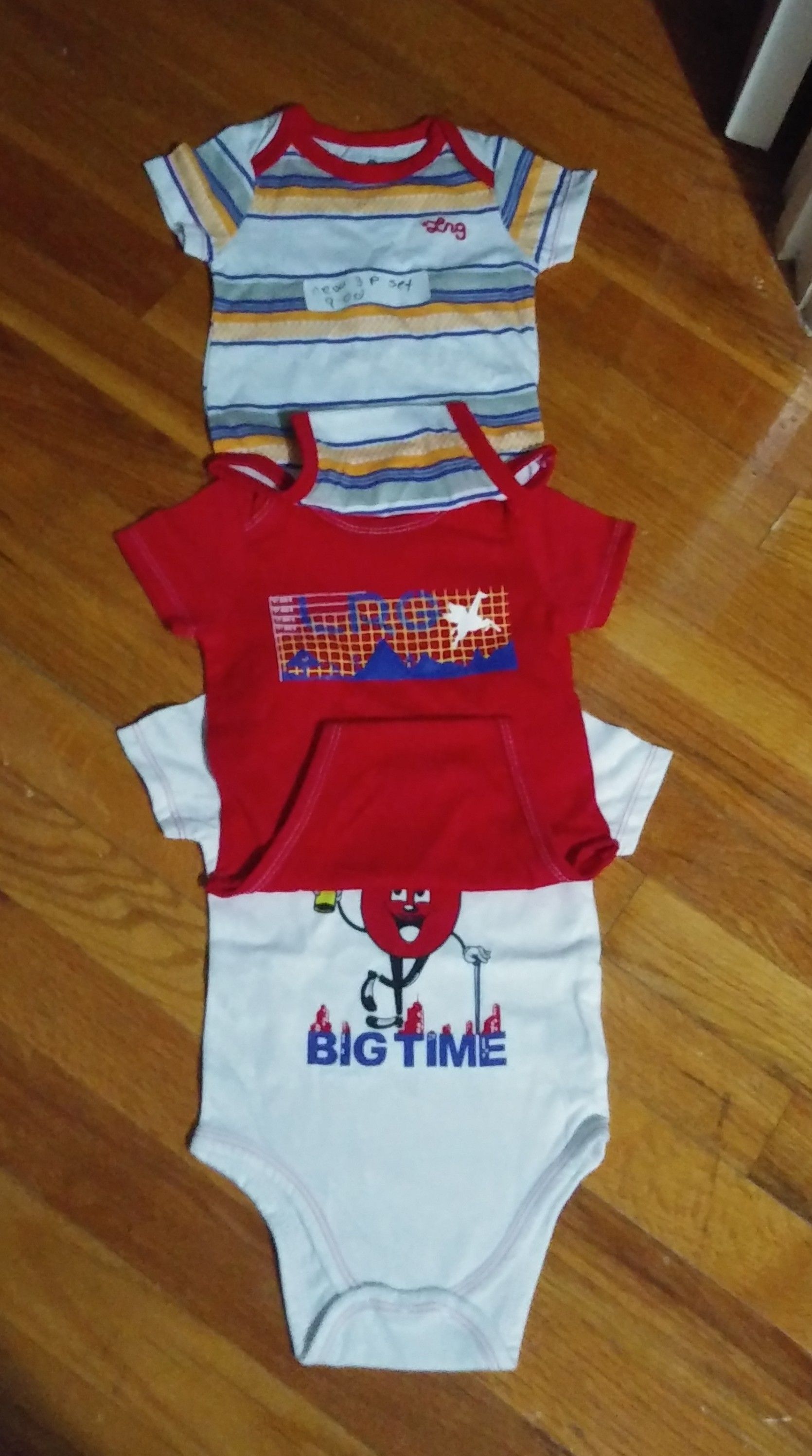 Kids new clothes size 3/6 m