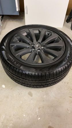 Tires with rims range rover velar, pirelli 255/50/r20 NEW!!