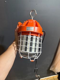 Construction light  7500 lumens