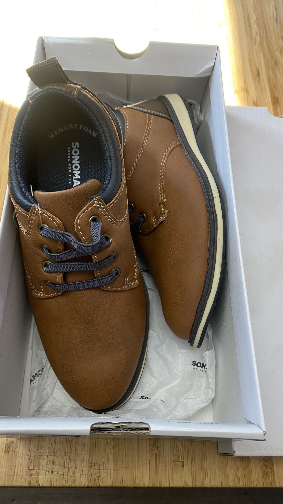Sonoma boy shoes Size 1 