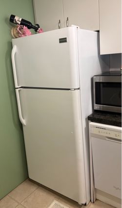 Fridgerator Frigidaire