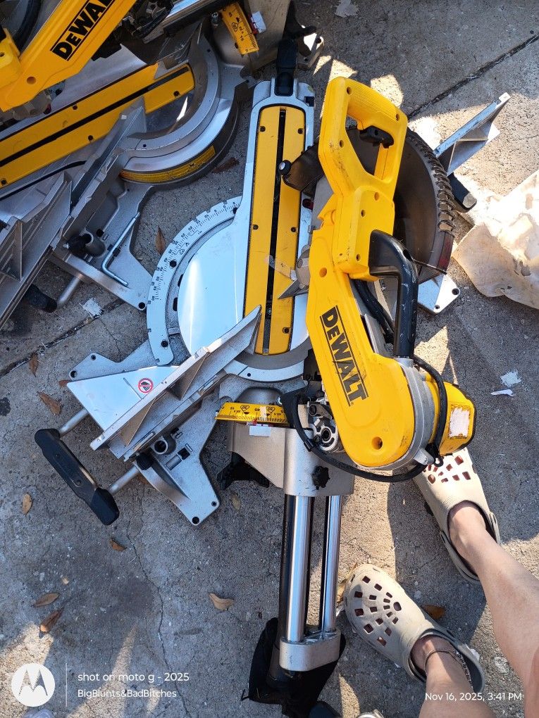 DeWalt Miter Saw 