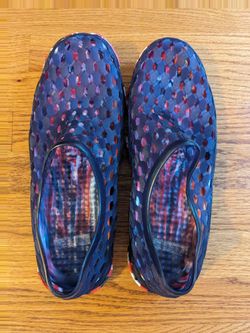 Men's Water Shoes Size 13-14