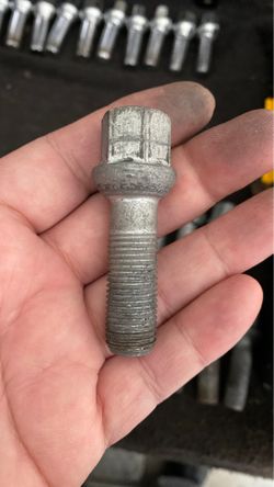 19 available , M14x1.5 lugs