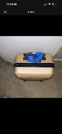 Medium sized luggage used