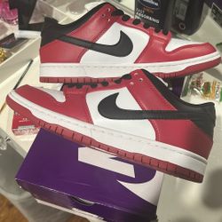 NIKE DUNK SB CHICAGO