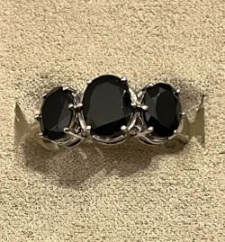 Three Stone Black Spinal Ring Sterling Silver Sz 8