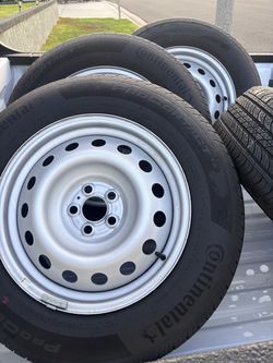 New Ford Maverick Wheels with 225/65/17 Tire