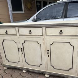 Beautiful Console Table 