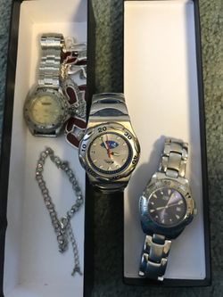 1 Fossil watch, Heart necklace, bracelet, two other watches