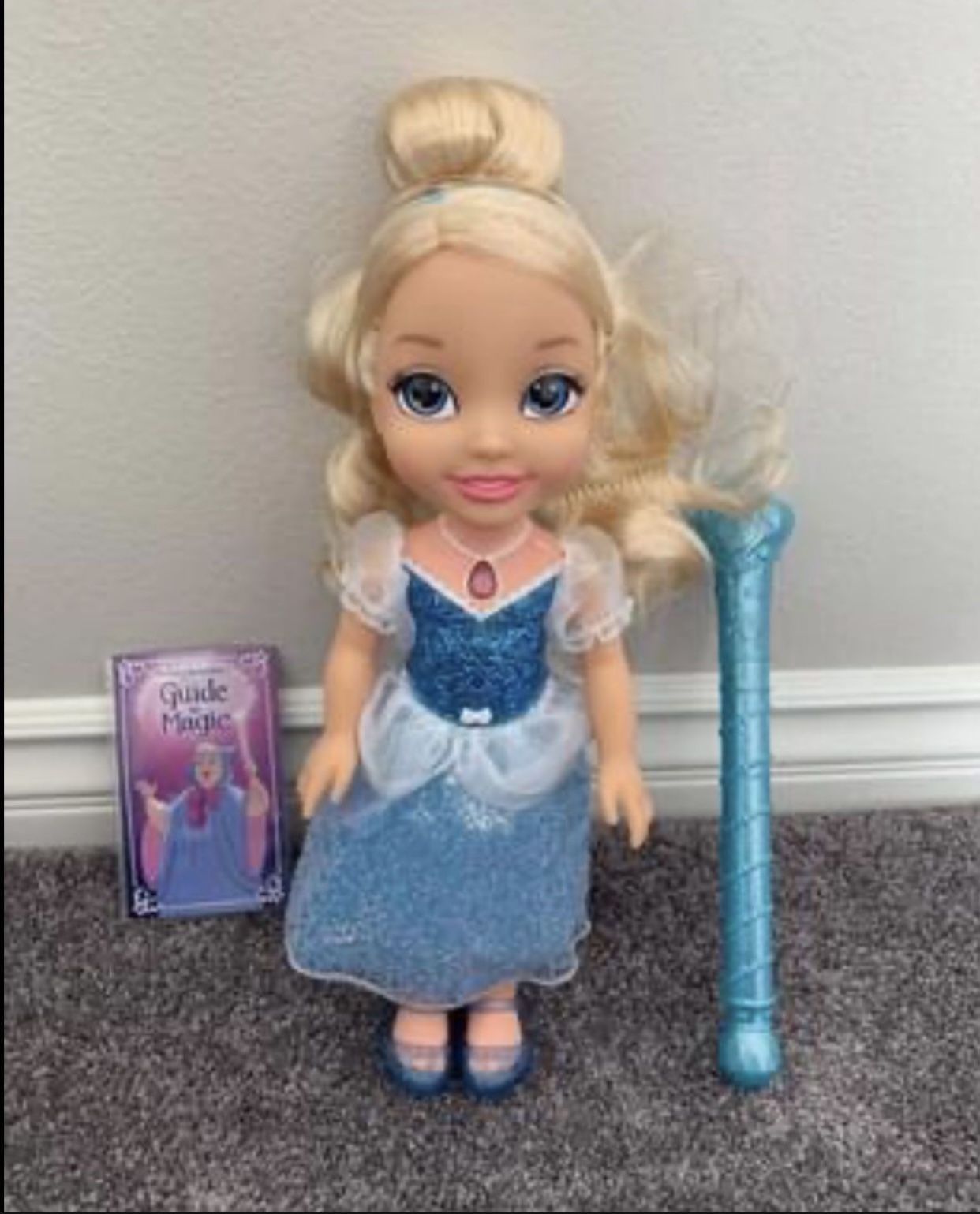 Singing Magical Wand Disney Cinderella Doll