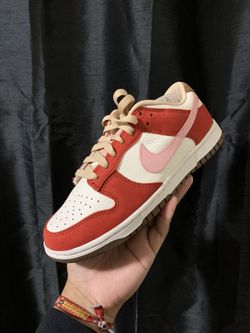 Nike Dunk Low Bacon Size 6.5w / 5y