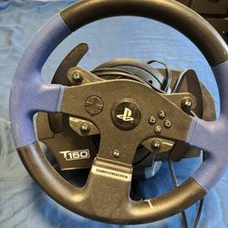 Thrustmaster PS4/PC Steering Wheel And Pedals 