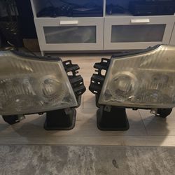 Nissan Titan 06 Headlights OEM