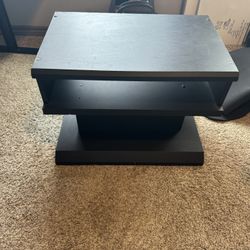 Rolling media Center