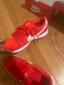 Valentine Dunks Red Size 6.5