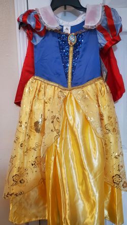 New Snow White From Disney Store dress 