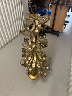 Vintage Gold Metal Sculptural Decorative Stand