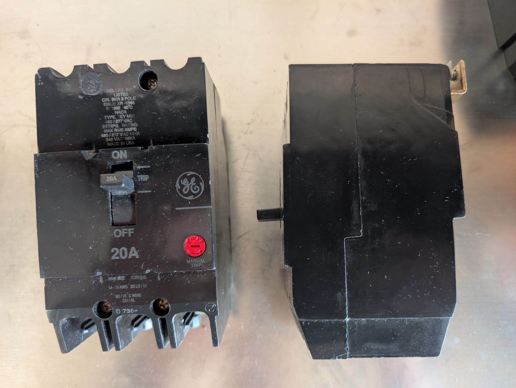 GE TEYMO2 Circuit Breaker 20A 3Pole 480-277 VAC USED!