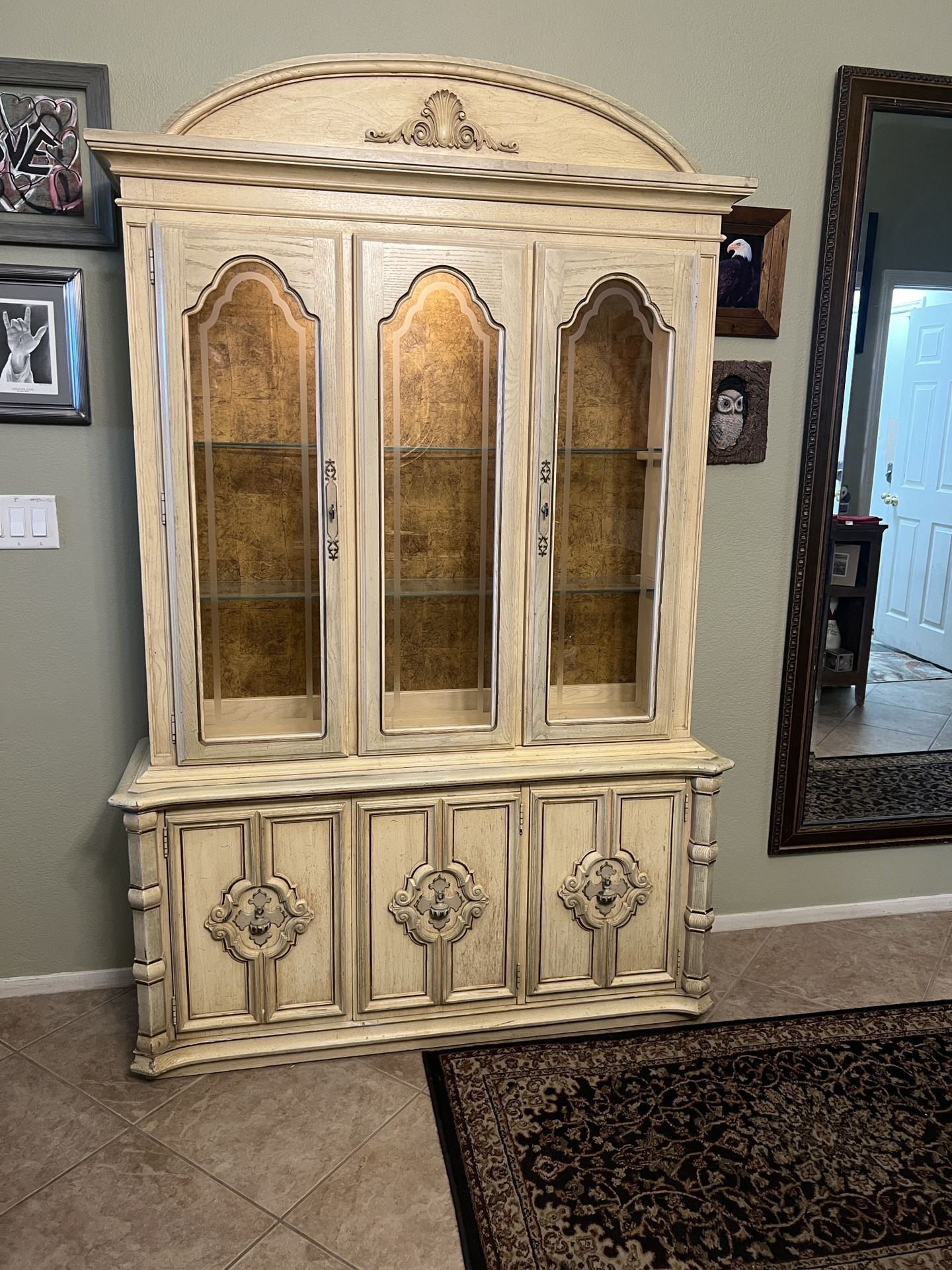 French Provincial Stanley Furniture Cabinet w/ glass shelves and working lights