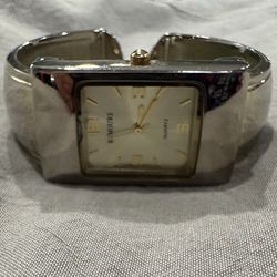 Quartz Vintage Watch For Sale 