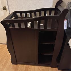 Baby Changing Station 