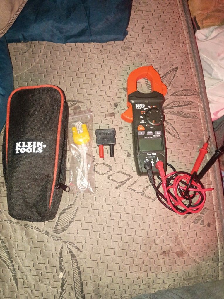 I'm Selling My Digital Clamp Meter