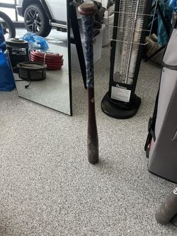32 In Rawlings wood Bat