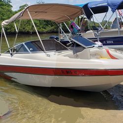2003 Glastron Gx185
