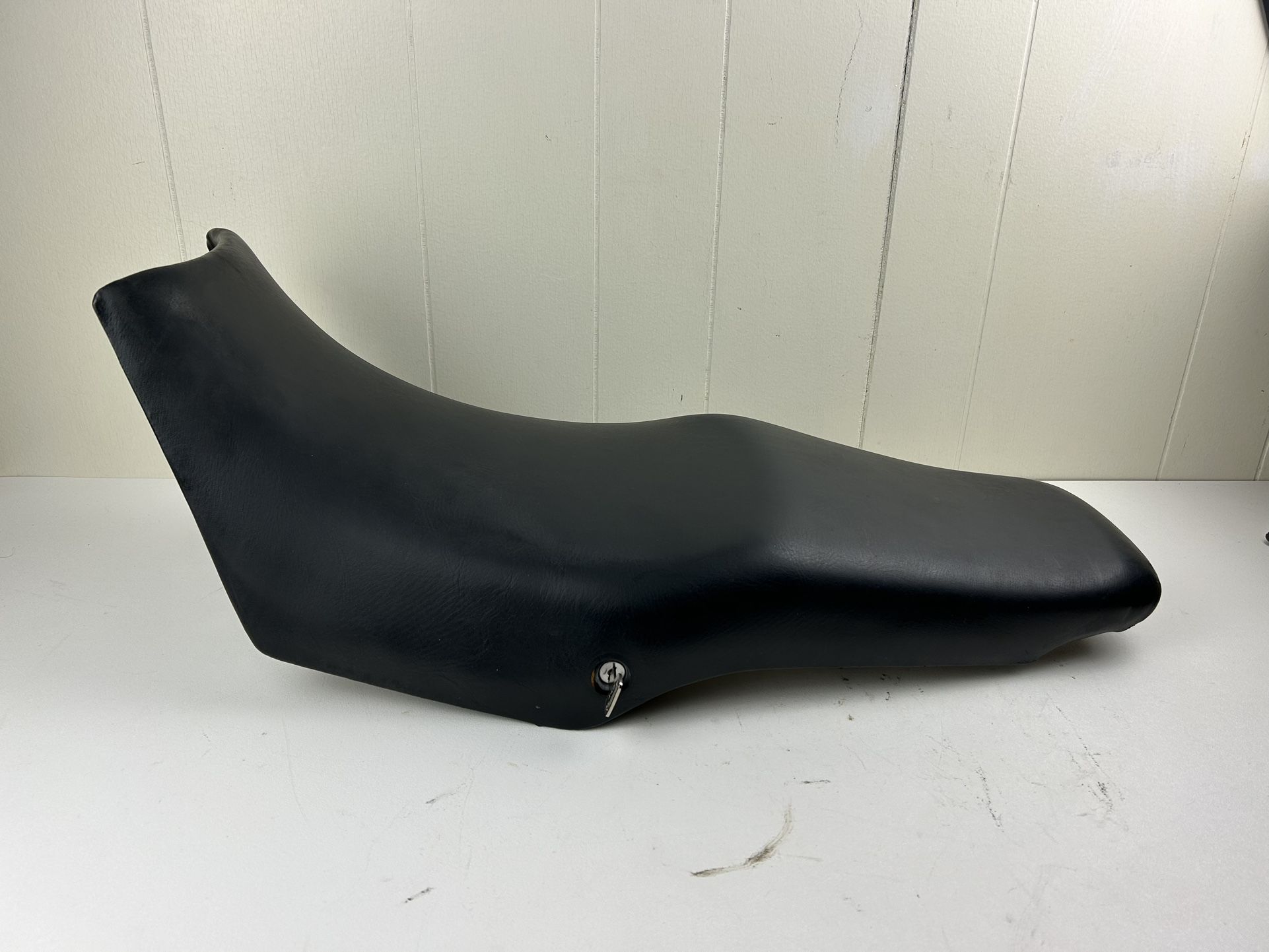 1986 Yamaha FZX700 Fazer Seat