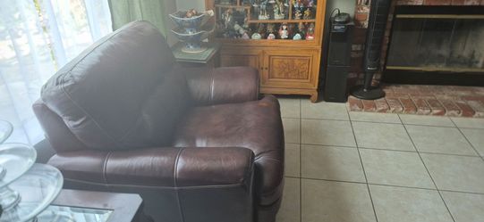 Real leather sofa and wide chair for local pickup only