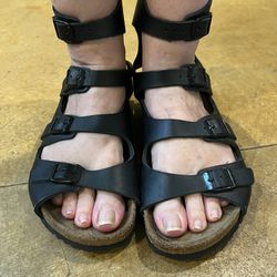Birkenstock Athens ankle strap gladiator sandals size 39 (8.5)