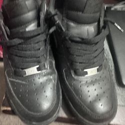 Nike Air Force Black Size 8 Good Condition