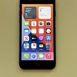 iPhone 7 32GB ( Carrier Unlocked)