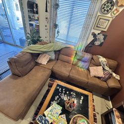 2 Pc Sectional Sleeper with chaise lounge 