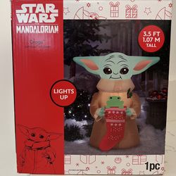 3.5FT - Light Up Holiday Airblown Inflatable