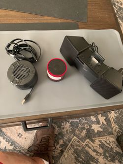 Scullcandy Ringer Bluetooth speaker and ILuv IPod dock